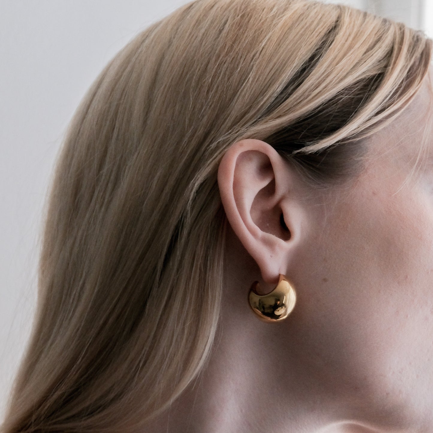 Diana Stud Earrings Gold