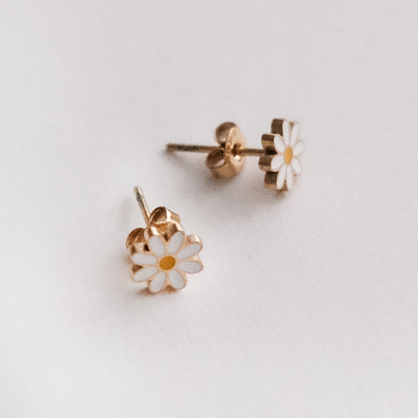 Daisy Stud Earrings Gold