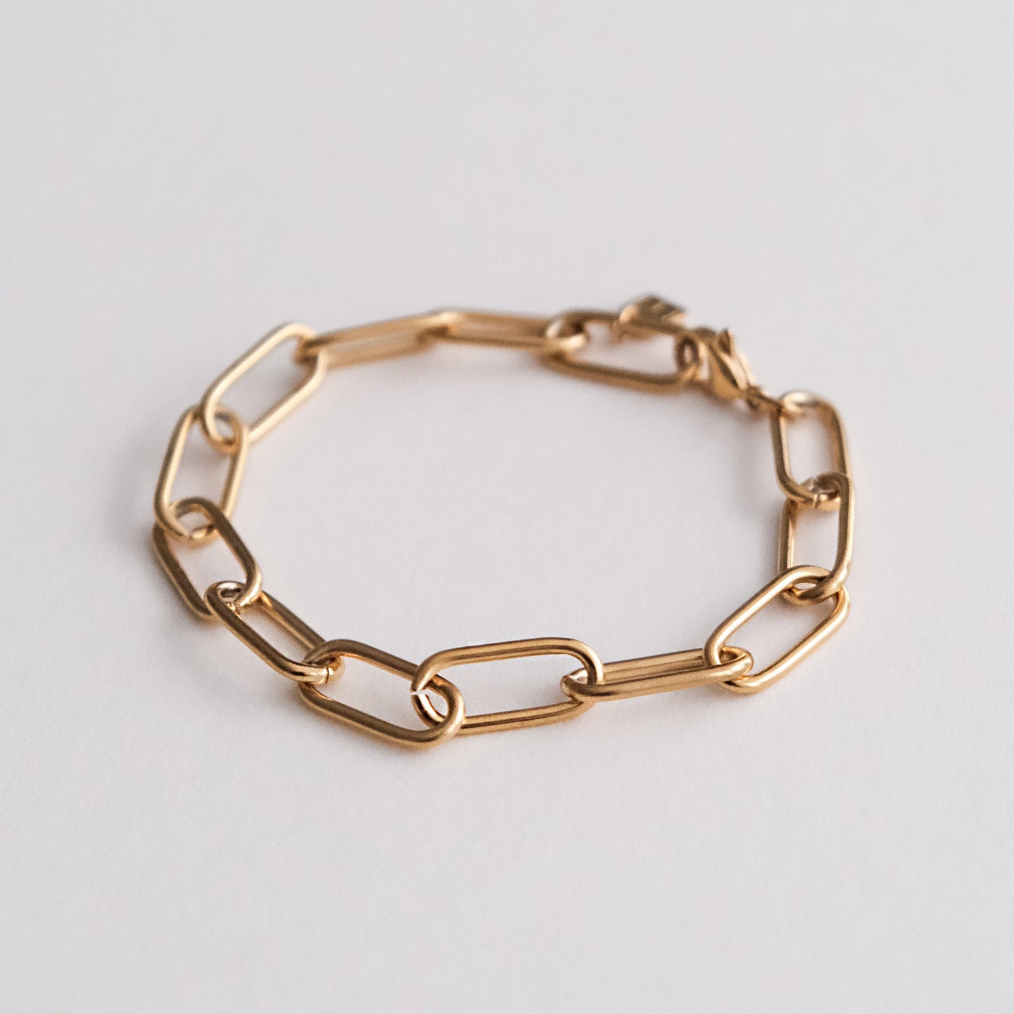 Chunky Paperclip Chain Bracelet Gold