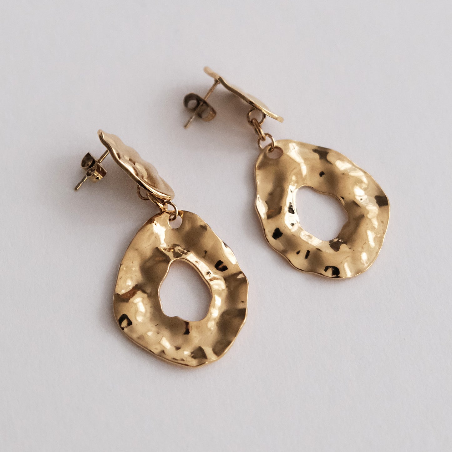 Susanna Irregular Oval Drop Earrings Gold