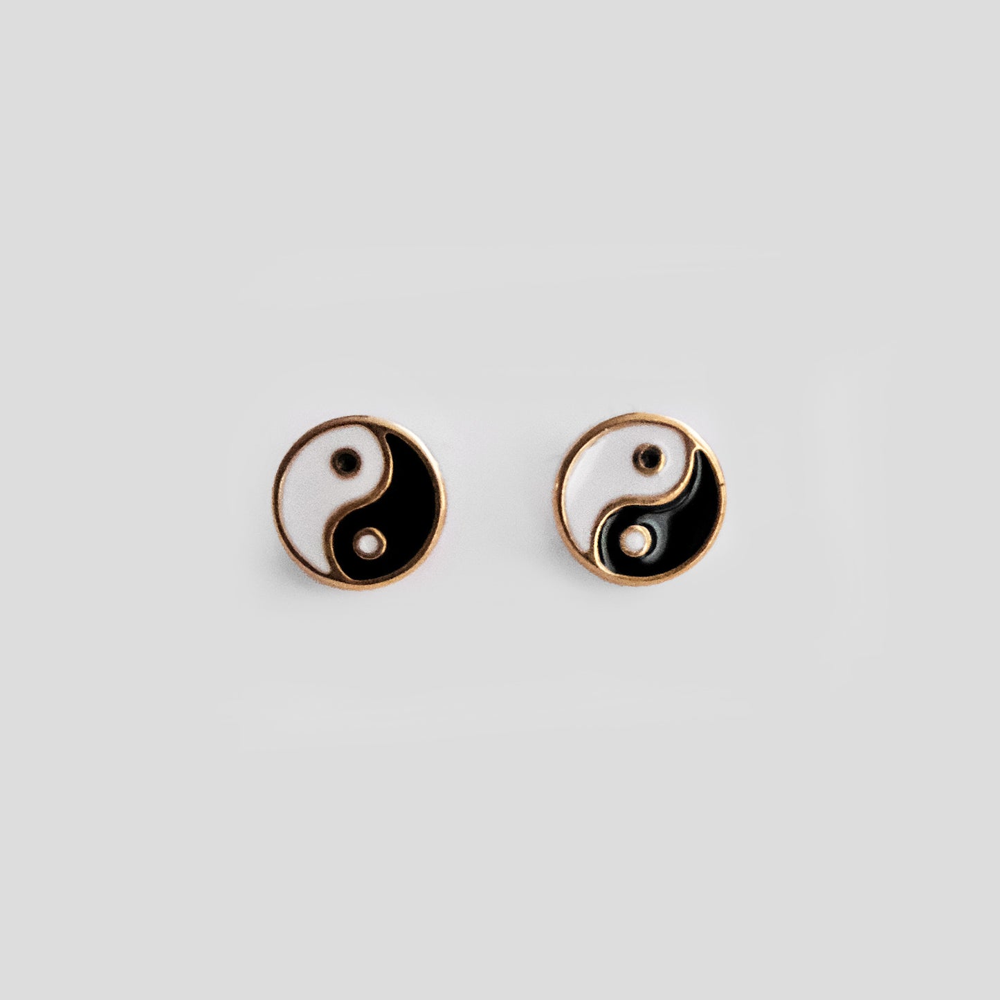 Yinyang Stud Earrings Gold