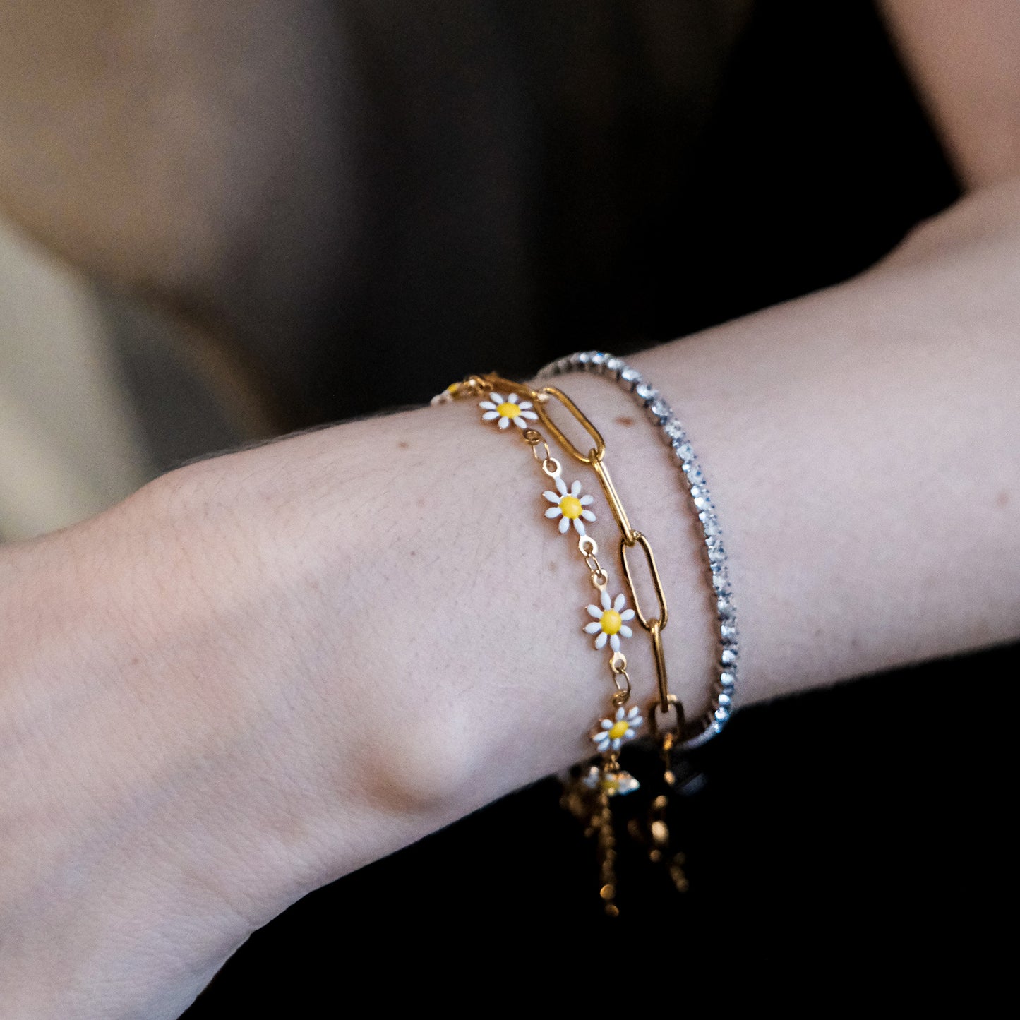 Classic Paper Clip Chain Bracelet Gold