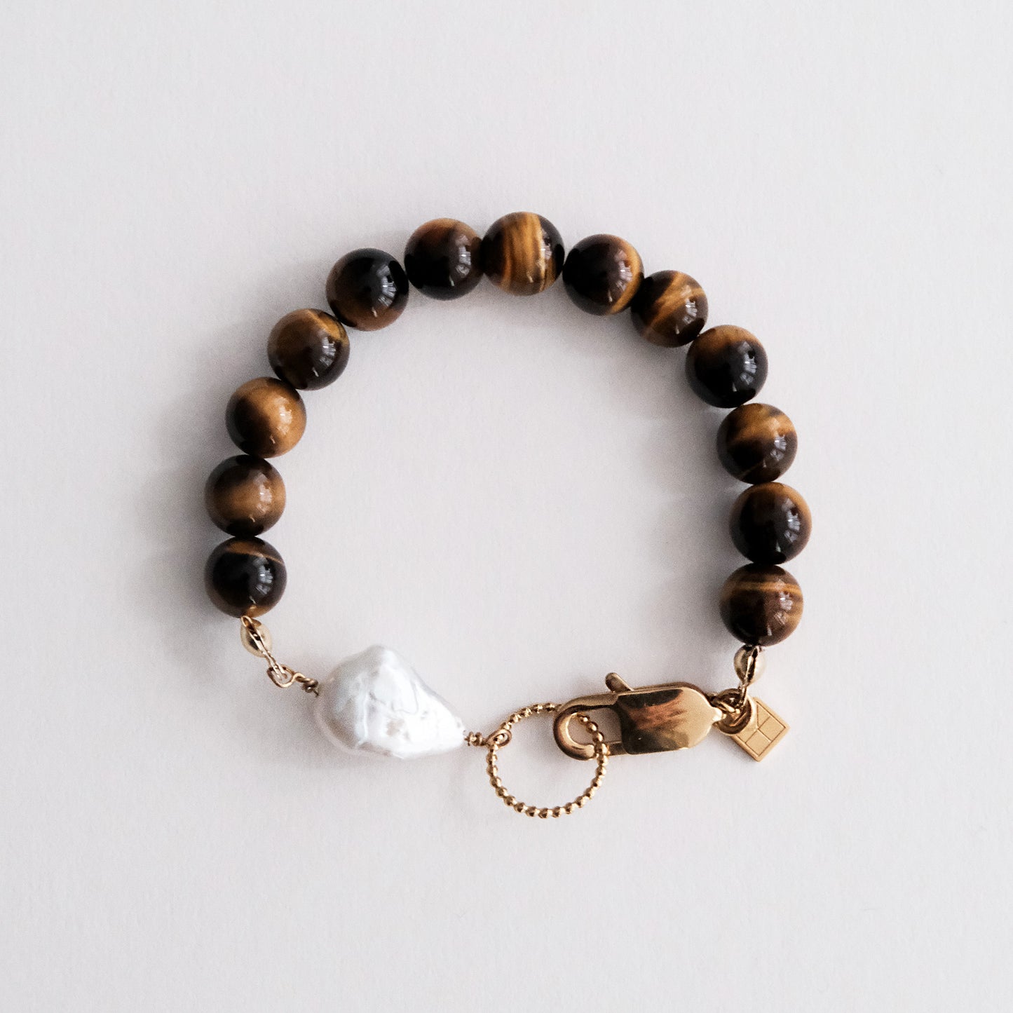 Lara Beaded Tiger Eye Bracelet With A Keshi Pearl Gold