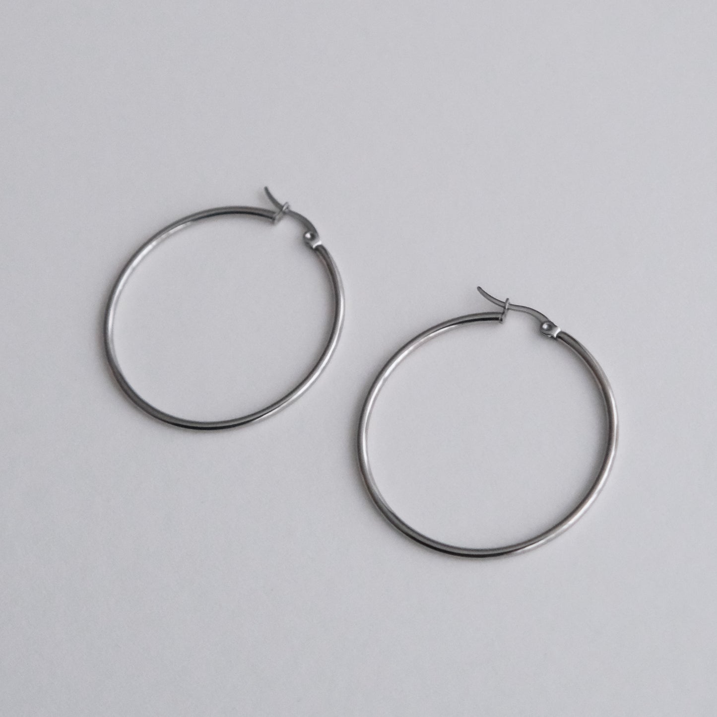 X-Large Classic Hoop Earrings Silver