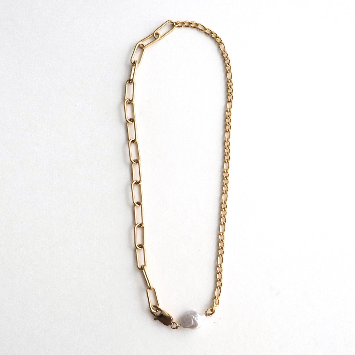 Adella Mix Chain Necklace with A Keshi Pearl Gold