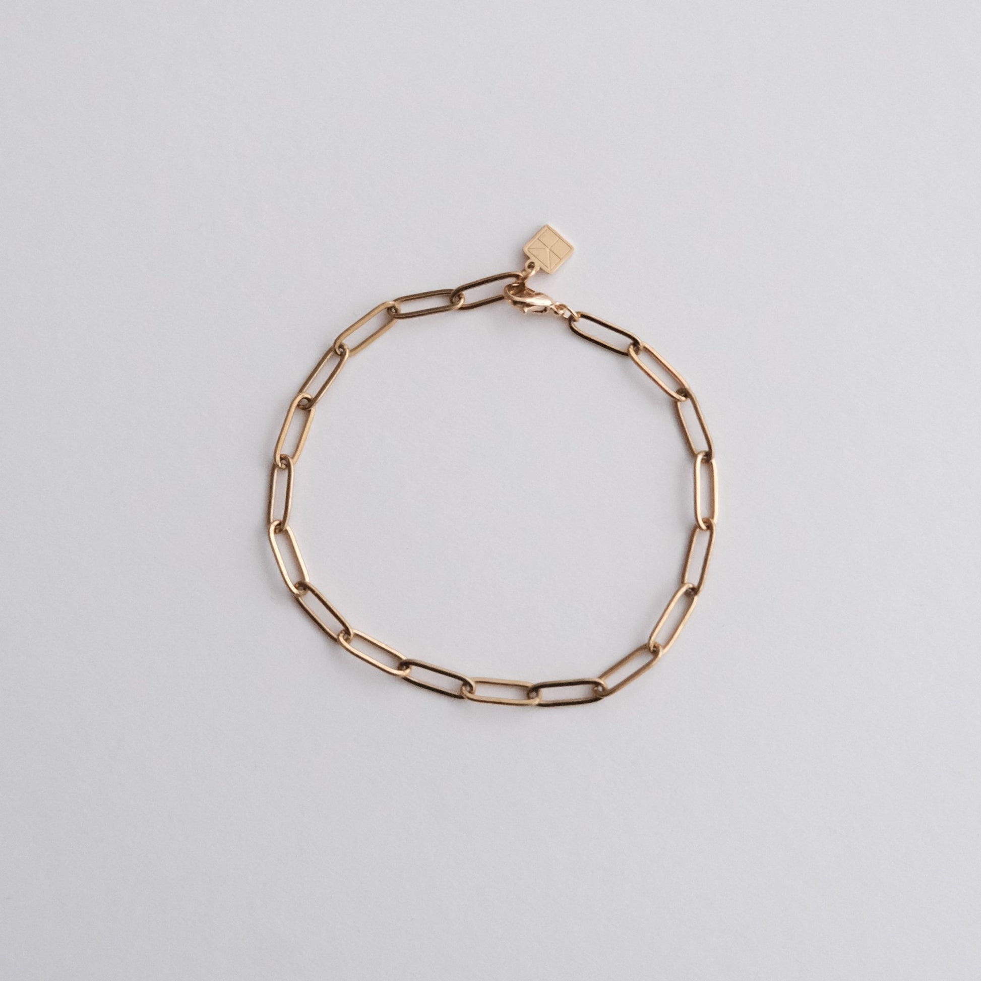 Classic Paper Clip Chain Bracelet Gold - HYE STUDIO