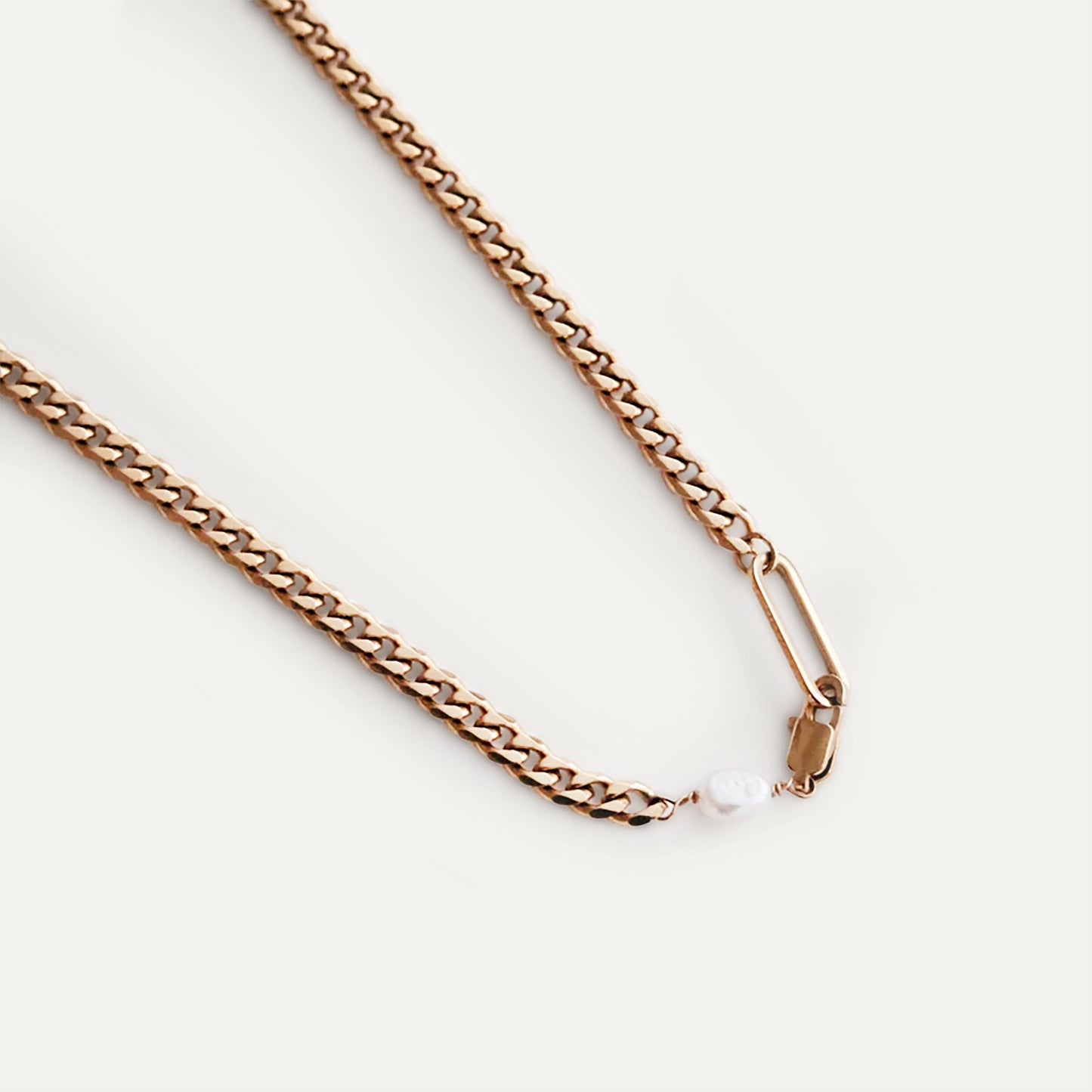 Jakie Cuban Chain Necklace With A Baroque Pearl Gold