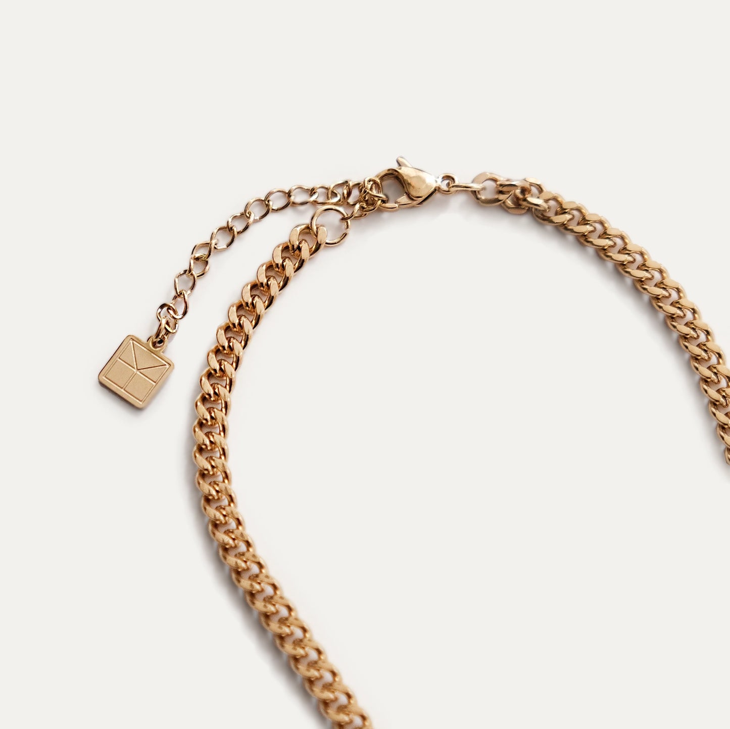 T-Bar Cuban Chain Necklace Gold